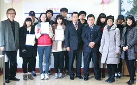 �溹��, �������к� �л��� ĸ������������� ���б� �޾�