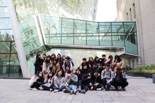 �溹���б� ���������ΰ�, ���� ���๮ȭ�� ���� ������� �ǽ�