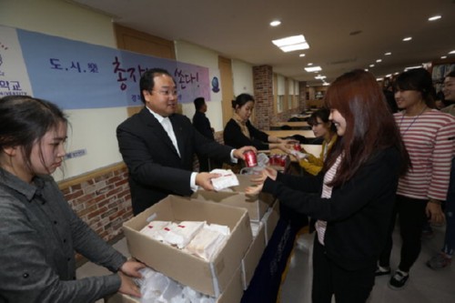 [�����Ϻ�] ������� ��� ���ö� �������� �԰ڽ��ϴ٢� 