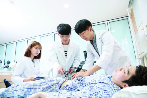 °æº¹´ëÇб³ ¹°¸®Ä¡·á°ú, ÃÖ°íÀÇ ±¹°¡°í½Ã ÇÕ°Ý·ü°ú Ãë¾÷·ü...ºñ°áÀº?