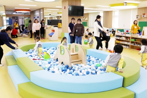 �溹���б� �Ƶ���㺸����, �����Ƹ� ���� ����Ʈ �ǽ��� ���Ƶ��ߴ� â�ǳ��̼��͡� ����