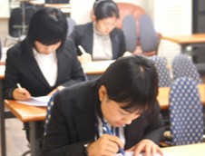 Ä¡À§»ý°ú º´¿øÄÚµð³×ÀÌÅÍ ÀڰݽÃÇè 88% ÇÕ°Ý