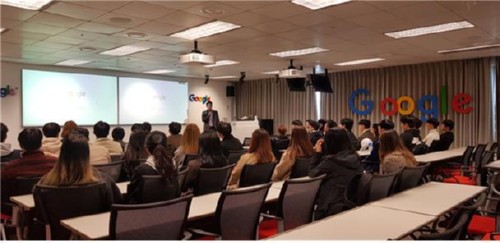 �溹���б� ��������ΰ�, ���� �ڸ��� ���� �湮