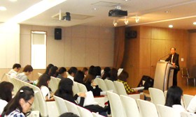 �ϰ� �̰��� ������п��� �������α׷� �ǽ�