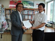 ½Ã°¢µðÀÚÀΰú ÇϴõðÀÚÀΰú »êÇÐÇù·Â ü°á